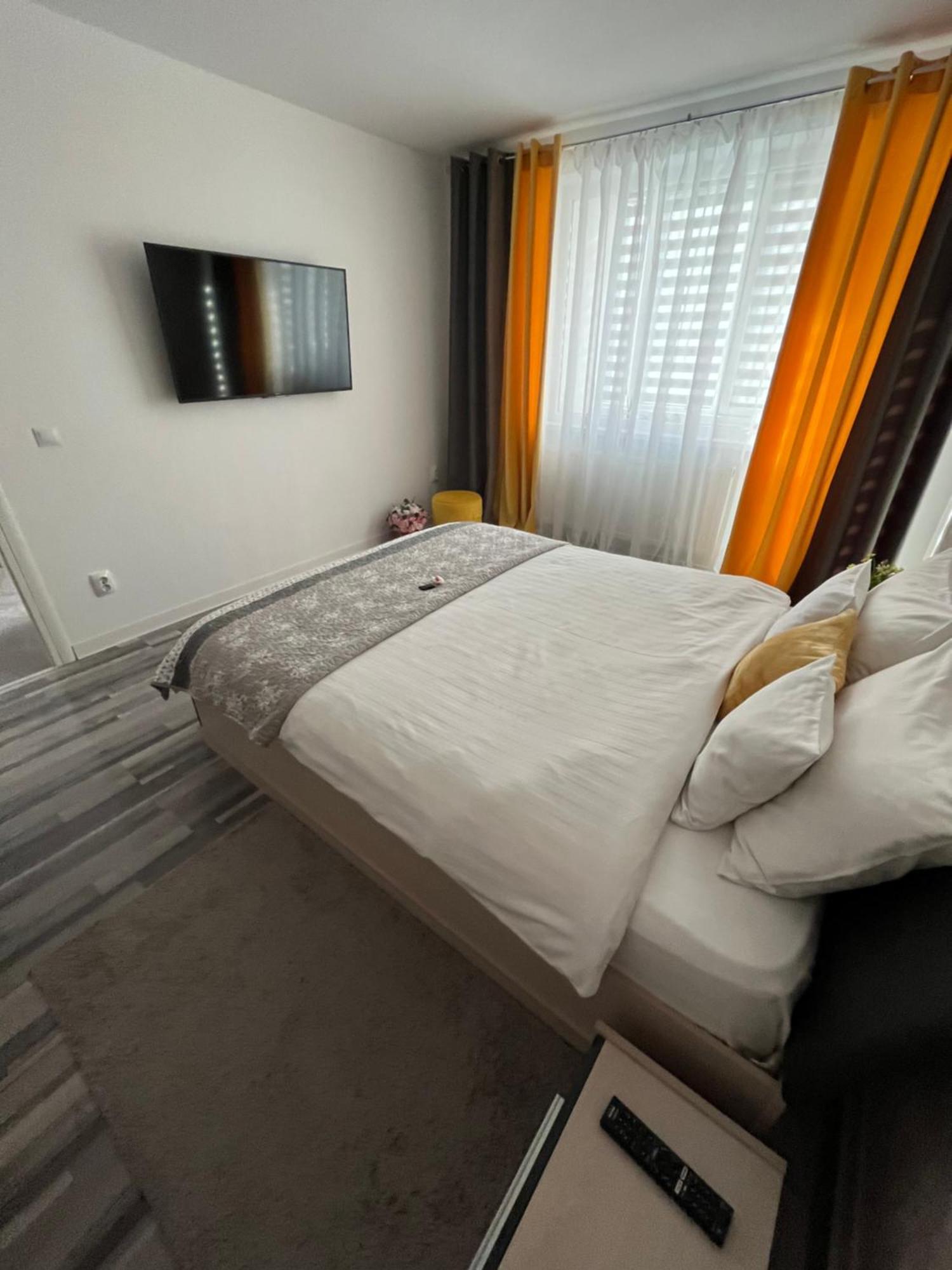 Luxury Apartment 锡比乌 外观 照片