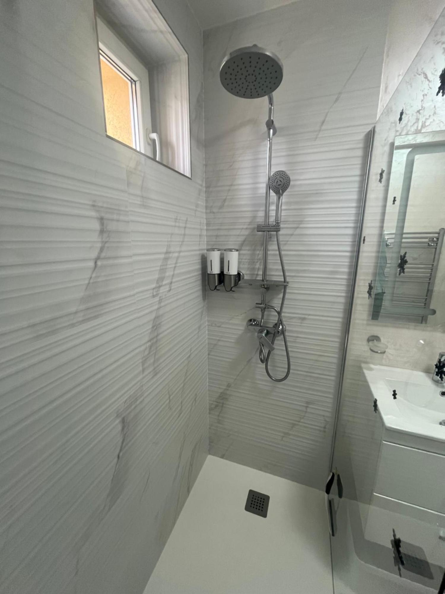 Luxury Apartment 锡比乌 外观 照片